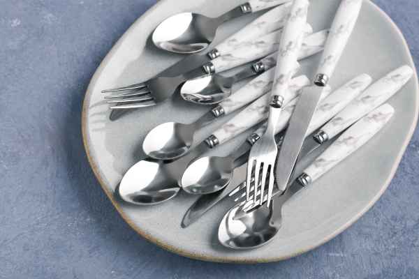  Clean Stainless Steel Cutlery That Has Gone Black