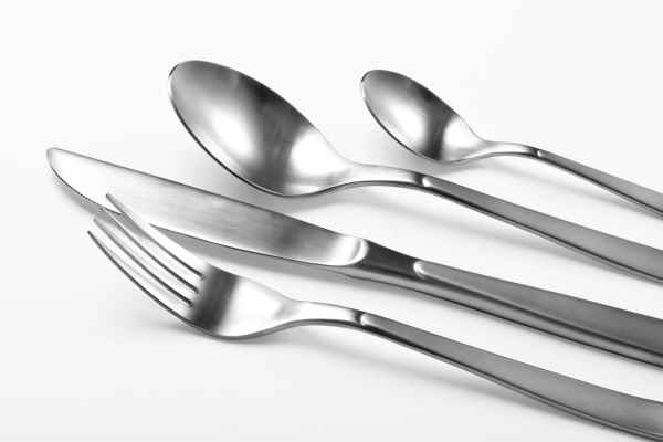 Preventing Stainless Steel Cutlery From Turning Black Again