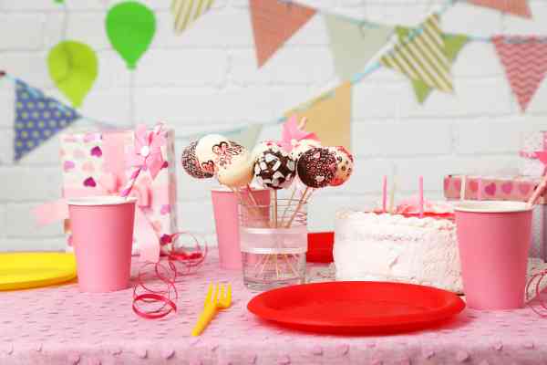 Cake Pop Display Hacks for Outdoor Parties